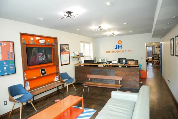 Jackson Heights Orthodontics Comfortable Lounge